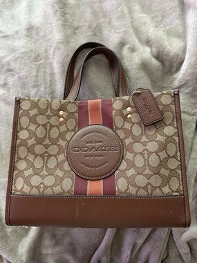 Coach Outlet Dempsey Tote